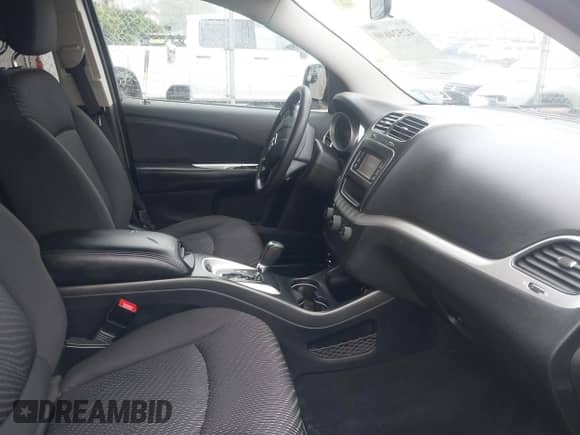 2017 Dodge Journey SXT with VIN 3C4PDDBG7HT526032, listed as a IAAI auction lot 42524690 with Not provided miles and . Bid and sale history available at DreamBid. Image 5.