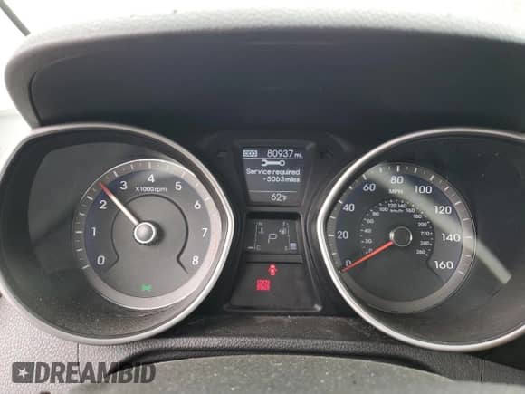 2017 Hyundai Elantra с VIN KMHD35LH1HU355413, выставлен на аукционе Copart как лот 70568605 с пробегом 80 937 миль миль и Списание • Salvage title. История ставок и продаж доступна на DreamBid. Изображение 9.