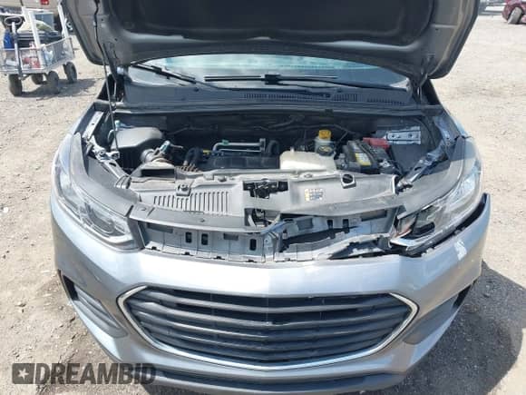 2020 Chevrolet Trax LS z VIN 3GNCJKSB3LL211700, wystawiony jako IAAI lot #42544554 z przebiegiem 71 663 mil mil oraz . Historia ofert i sprzedaży dostępna na DreamBid. Obrazek 10.