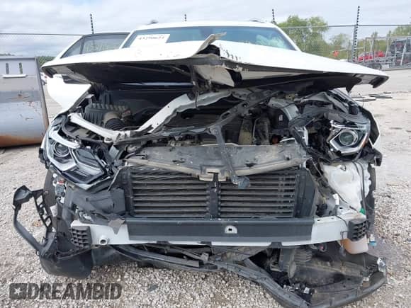 2019 Chevrolet Equinox LT with VIN 2GNAXKEV6K6160577, listed as a IAAI auction lot 43290622 with 134,000 mi miles and . Bid and sale history available at DreamBid. Image 6.