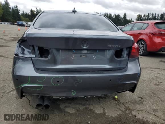 2018 BMW 3 Series 330i xDrive z VIN WBA8D9C58JEB35637, wystawiony jako Copart lot #86408015 z przebiegiem 24 544 mil mil oraz Szkoda całkowita • Salvage title. Historia ofert i sprzedaży dostępna na DreamBid. Obrazek 6.