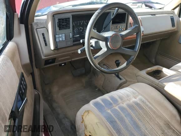 1992 GMC Sierra 1500 с VIN 2GTEK19K5N1522998, выставлен на аукционе Copart как лот 85156704 с пробегом 191 308 миль миль и Чистый • Clean title. История ставок и продаж доступна на DreamBid. Изображение 8.