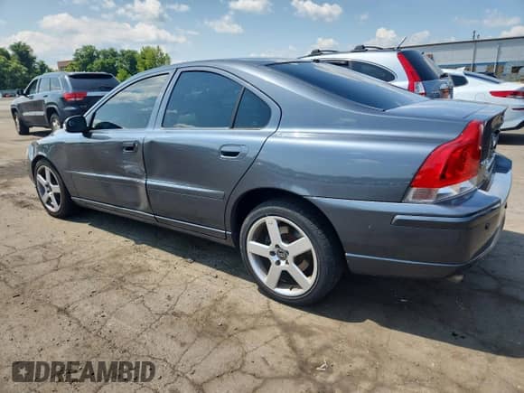 2007 Volvo S60 2.5L Turbo с VIN YV1RH592172610581, выставлен на аукционе Copart как лот 66708965 с пробегом 162 156 миль миль и Списание • Salvage title. История ставок и продаж доступна на DreamBid. Изображение 2.