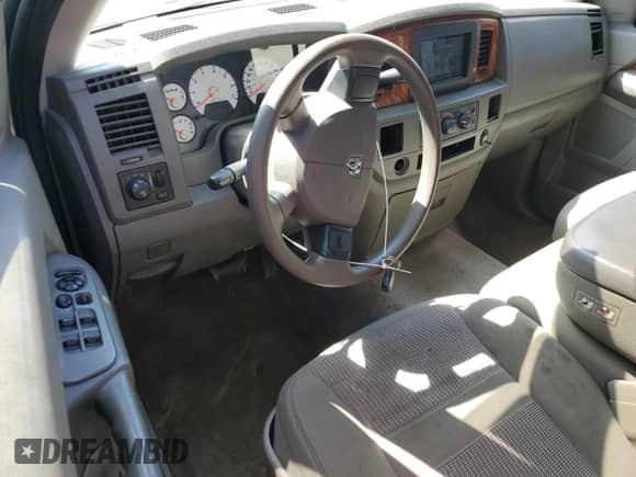 2006 Dodge 1500 ST z VIN 1D7HA18N06J192356, wystawiony jako Copart lot #53239615 z przebiegiem 223 340 mil mil oraz Nie do naprawy • Non repairable. Historia ofert i sprzedaży dostępna na DreamBid. Obrazek 8.