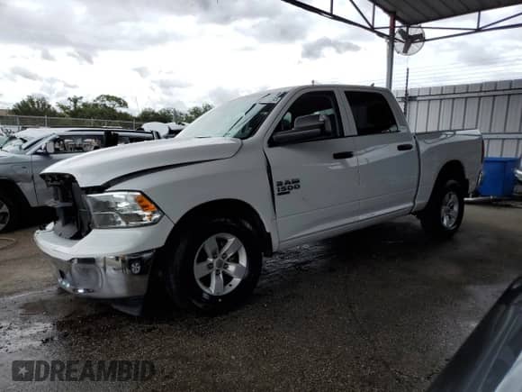 2023 Ram 1500 SLT z VIN 1C6RR6LG6PS580210, wystawiony jako Copart lot #59706045 z przebiegiem 38 785 mil mil oraz Nie do naprawy • Non repairable. Historia ofert i sprzedaży dostępna na DreamBid. Obrazek 1.