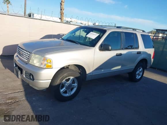 2004 Ford Explorer XLT with VIN 1FMZU73W94UB66449, listed as a IAAI auction lot 41939297 with 132,143 mi miles and . Bid and sale history available at DreamBid. Image 12.