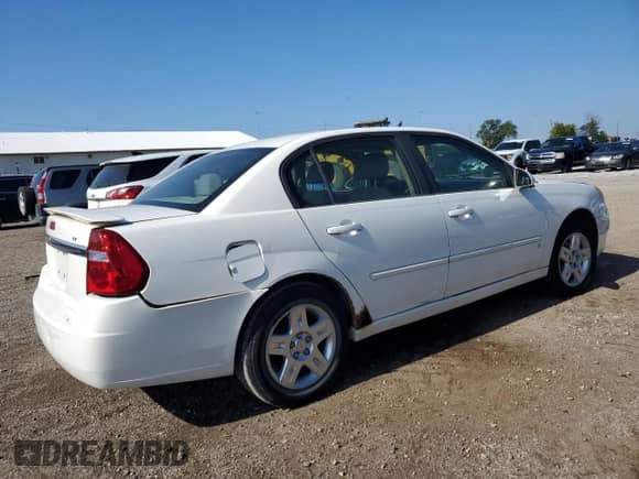 2007 Chevrolet Malibu 1LT z VIN 1G1ZT58F57F122180, wystawiony jako Copart lot #83824735 z przebiegiem 197 638 mil mil oraz Szkoda całkowita • Salvage title. Historia ofert i sprzedaży dostępna na DreamBid. Obrazek 3.