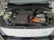 2019 Hyundai Ioniq SEL z VIN KMHC75LC6KU120582, wystawiony jako Copart lot #53330604 z przebiegiem 73 317 mil mil oraz . Historia ofert i sprzedaży dostępna na DreamBid. Obrazek 11.