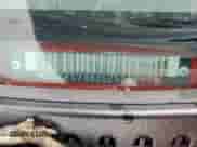 2005 Chevrolet Silverado 1500 z VIN 1GCEC14X45Z352690, wystawiony jako Copart lot #63140875 z przebiegiem 105 293 mil mil oraz Szkoda całkowita • Salvage title. Historia ofert i sprzedaży dostępna na DreamBid. Obrazek 13.