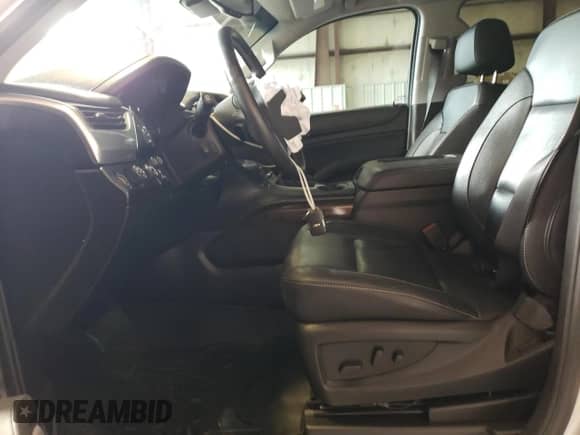 2018 Chevrolet Tahoe LT z VIN 1GNSKBKC6JR221726, wystawiony jako Copart lot #62547704 z przebiegiem 77 510 mil mil oraz Szkoda całkowita • Salvage title. Historia ofert i sprzedaży dostępna na DreamBid. Obrazek 7.