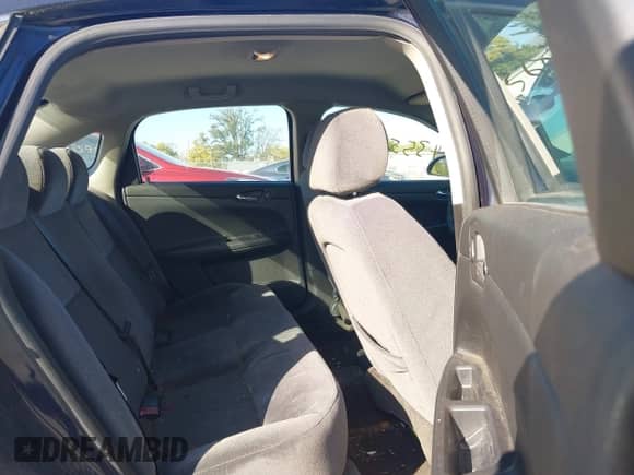 2008 Chevrolet Impala LS z VIN 2G1WB55K889118027, wystawiony jako IAAI lot #43555568 z przebiegiem 221 468 mil mil oraz . Historia ofert i sprzedaży dostępna na DreamBid. Obrazek 8.