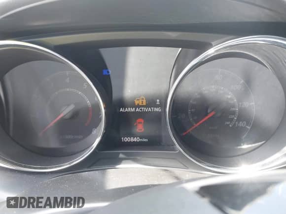 2020 Mitsubishi Outlander SE с VIN JA4AP4AU2LU025935, выставлен на аукционе IAAI как лот 41965796 с пробегом 100 840 миль миль и . История ставок и продаж доступна на DreamBid. Изображение 7.