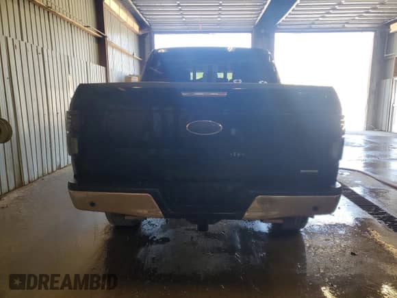 2018 Ford F-150 XLT z VIN 1FTEW1EP0JFE27774, wystawiony jako Copart lot #84809625 z przebiegiem 157 784 mil mil oraz Szkoda całkowita • Salvage title. Historia ofert i sprzedaży dostępna na DreamBid. Obrazek 6.