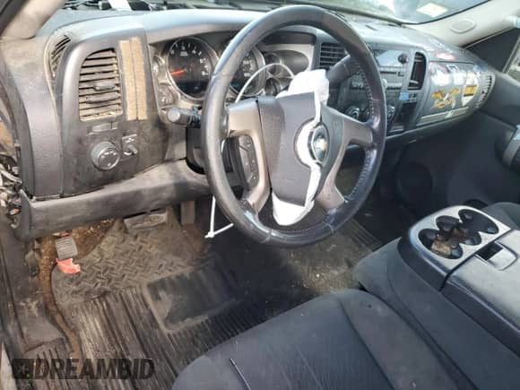 2009 Chevrolet Silverado 1500 LT z VIN 2GCEK23CX91139720, wystawiony jako Copart lot #55107335 z przebiegiem 219 215 mil mil oraz Czysty tytuł • Clean title. Historia ofert i sprzedaży dostępna na DreamBid. Obrazek 8.