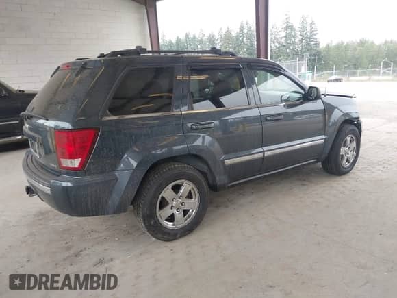 2007 Jeep Grand Cherokee Limited z VIN 1J8HR58217C701787, wystawiony jako IAAI lot #43115073 z przebiegiem 162 612 mil mil oraz . Historia ofert i sprzedaży dostępna na DreamBid. Obrazek 4.