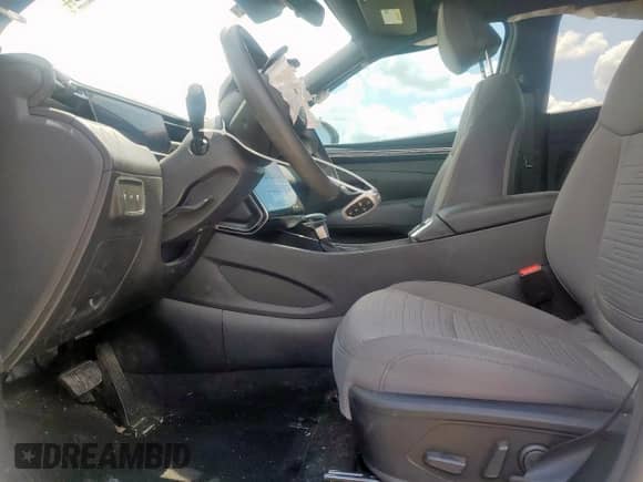 2024 Hyundai Santa Cruz SEL с VIN 5NTJC4DE3RH110213, выставлен на аукционе Copart как лот 68206135 с пробегом 22 209 миль миль и Списание • Salvage title. История ставок и продаж доступна на DreamBid. Изображение 7.