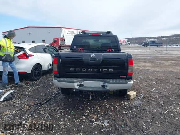 2004 Nissan Frontier SVE с VIN 1N6MD27Y84C457511, выставлен на аукционе IAAI как лот 41294955 с пробегом 266 174 миль миль и . История ставок и продаж доступна на DreamBid. Изображение 16.