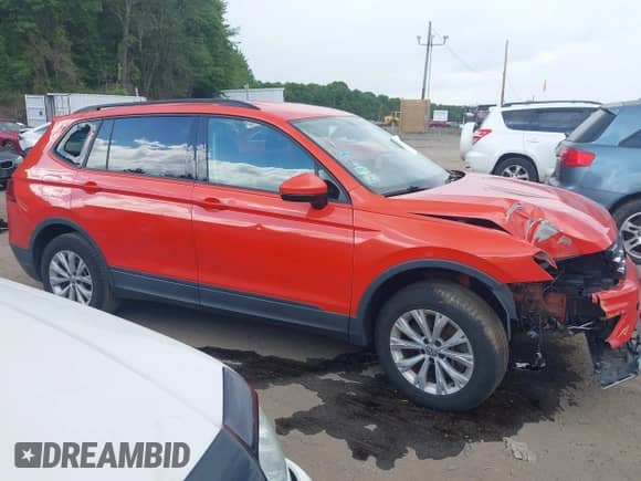 2019 Volkswagen Tiguan S с VIN 3VV0B7AX4KM150970, выставлен на аукционе IAAI как лот 42589025 с пробегом 62 134 миль миль и . История ставок и продаж доступна на DreamBid. Изображение 13.