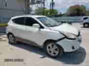 2013 Hyundai Tucson Limited с VIN KM8JU3AC6DU622308, выставлен на аукционе Copart как лот 70881825 с пробегом 254 892 миль миль и Списание • Salvage title. История ставок и продаж доступна на DreamBid. Изображение 4.