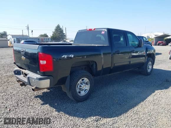 2007 Chevrolet Silverado 2500HD 1LT z VIN 1GCHK23K67F544547, wystawiony jako IAAI lot #43302426 z przebiegiem 247 126 mil mil oraz . Historia ofert i sprzedaży dostępna na DreamBid. Obrazek 4.