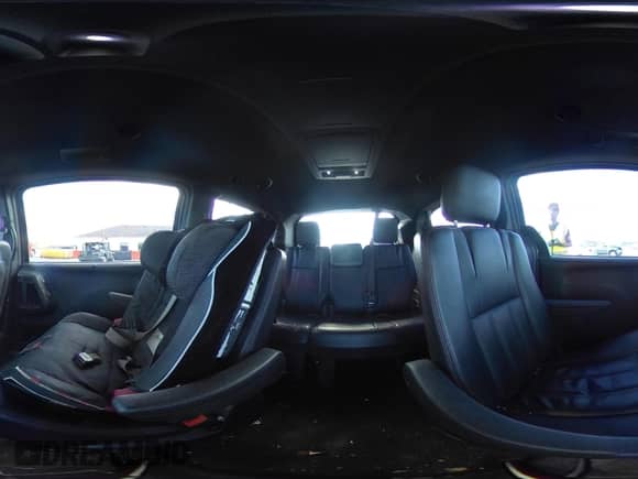 2017 Dodge Grand Caravan GT z VIN 2C4RDGEG6HR842563, wystawiony jako IAAI lot #43447617 z przebiegiem 143 779 mil mil oraz . Historia ofert i sprzedaży dostępna na DreamBid. Obrazek 18.