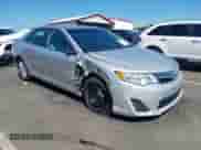 2013 Toyota Camry LE z VIN 4T1BD1FK7DU091564, wystawiony jako IAAI lot #43095022 z przebiegiem 103 132 mil mil oraz . Historia ofert i sprzedaży dostępna na DreamBid. Obrazek 1.