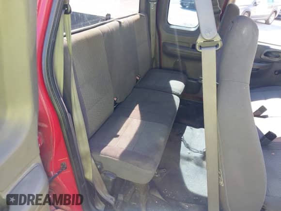 2003 Ford F-150 XL z VIN 1FTRX17273NA47629, wystawiony jako IAAI lot #43477717 z przebiegiem Nie podano mil oraz . Historia ofert i sprzedaży dostępna na DreamBid. Obrazek 8.