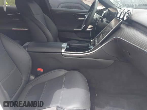 2023 Mercedes-Benz C 300 z VIN W1KAF4GB3PR089916, wystawiony jako IAAI lot #42286260 z przebiegiem 34 050 mil mil oraz . Historia ofert i sprzedaży dostępna na DreamBid. Obrazek 5.