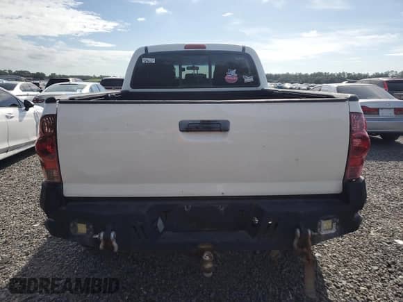 2006 Toyota Tacoma с VIN 3TMMU52N66M002336, выставлен на аукционе Copart как лот 70988205 с пробегом 203 200 миль миль и Списание • Salvage title. История ставок и продаж доступна на DreamBid. Изображение 6.