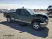 1998 Dodge Dakota SLT with VIN 1B7GG22YXWS634776, listed as a Copart auction lot 68943985 with 123,997 mi miles and Salvage title. Bid and sale history available at DreamBid. Image 4.