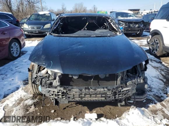 2017 Honda Accord Touring with VIN 1HGCT2B0XHA004318, listed as a Copart auction lot 84921234 with 69,869 mi miles and Salvage title. Bid and sale history available at DreamBid. Image 5.