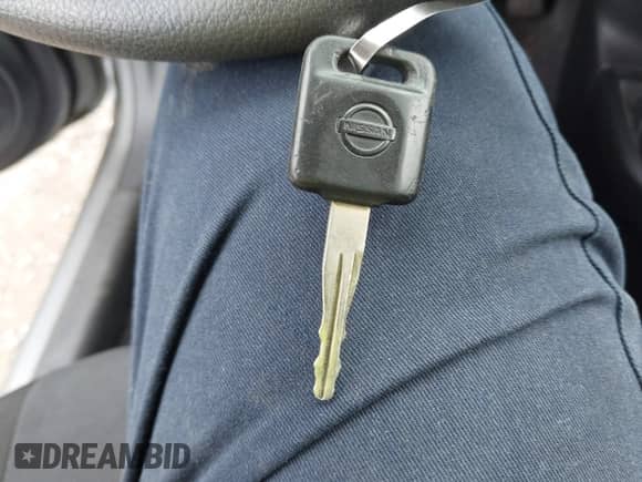 2015 Nissan Note SV z VIN 3N1CE2CP0FL439135, wystawiony jako IAAI lot #42456245 z przebiegiem 92 788 mil mil oraz . Historia ofert i sprzedaży dostępna na DreamBid. Obrazek 11.