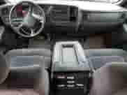 2001 Chevrolet Silverado 1500HD LS с VIN 1GCGK13U01F199076, выставлен на аукционе Copart как лот 50653645 с пробегом 256 011 миль миль и Чистый • Clean title. История ставок и продаж доступна на DreamBid. Изображение 8.