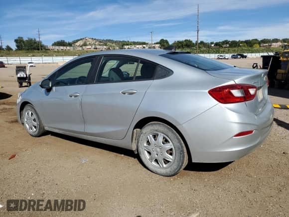2018 Chevrolet Cruze LS with VIN 1G1BB5SM6J7139938, listed as a Copart auction lot 81884995 with 40,183 mi miles and Clean title. Bid and sale history available at DreamBid. Image 2.