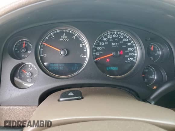 2010 Chevrolet Tahoe LT с VIN 1GNUCBE02AR291084, выставлен на аукционе Copart как лот 69953115 с пробегом 169 933 миль миль и Списание • Salvage title. История ставок и продаж доступна на DreamBid. Изображение 9.