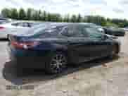 2023 Toyota Camry SE z VIN 4T1G11AK3PU741226, wystawiony jako Copart lot #58726395 z przebiegiem 39 618 mil mil oraz Szkoda całkowita • Salvage title. Historia ofert i sprzedaży dostępna na DreamBid. Obrazek 3.