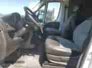 2018 Ram ProMaster Cargo с VIN 3C6URVHGXJE160330, выставлен на аукционе Copart как лот 69261504 с пробегом 41 299 миль миль и Списание • Salvage title. История ставок и продаж доступна на DreamBid. Изображение 7.