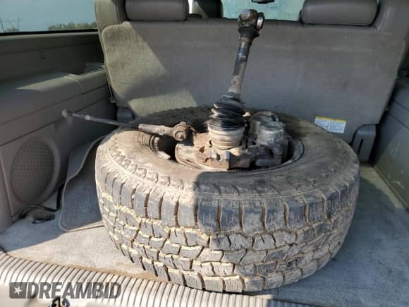 2004 Chevrolet Suburban LT with VIN 3GNGK26UX4G314486, listed as a Copart auction lot 70365105 with 168,751 mi miles and Salvage title. Bid and sale history available at DreamBid. Image 13.