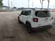 2017 Jeep Renegade Latitude с VIN ZACCJBBB6HPG21933, выставлен на аукционе IAAI как лот 42968488 с пробегом 141 279 миль миль и . История ставок и продаж доступна на DreamBid. Изображение 3.