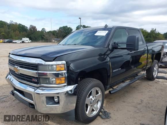 2015 Chevrolet Silverado 2500HD LT with VIN 1GC1KVEG9FF152026, listed as a IAAI auction lot 43427334 with 214,348 mi miles and . Bid and sale history available at DreamBid. Image 17.