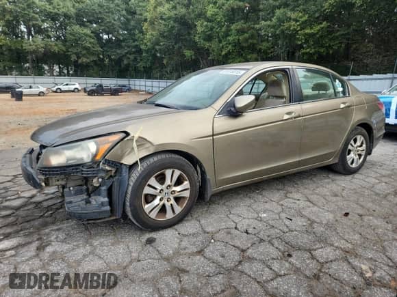 2009 Honda Accord LX-P с VIN 1HGCP26429A082272, выставлен на аукционе Copart как лот 81615815 с пробегом 172 483 миль миль и На запчасти • Non repairable. История ставок и продаж доступна на DreamBid. Изображение 1.