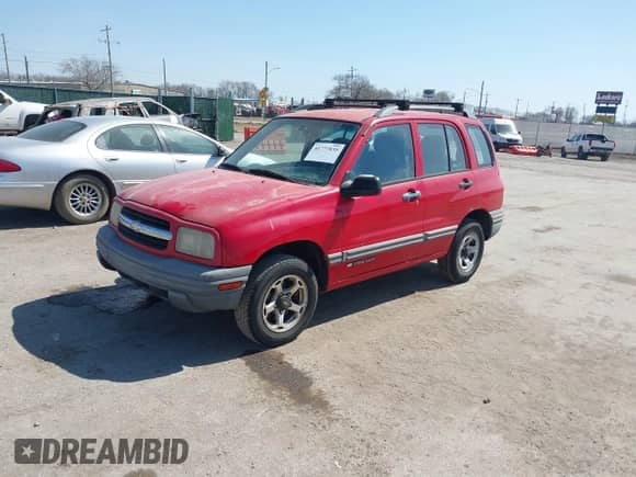 2000 Chevrolet Tracker с VIN 2CNBE13C1Y6952462, выставлен на аукционе IAAI как лот 41777835 с пробегом 187 397 миль миль и . История ставок и продаж доступна на DreamBid. Изображение 2.