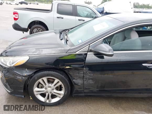 2018 Hyundai Sonata SEL with VIN 5NPE34AF2JH600479, listed as a IAAI auction lot 42285751 with 146,463 mi miles and . Bid and sale history available at DreamBid. Image 6.