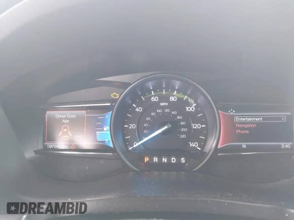 2018 Ford Explorer XLT with VIN 1FM5K7D88JGC63768, listed as a IAAI auction lot 43330014 with 97,045 mi miles and . Bid and sale history available at DreamBid. Image 7.