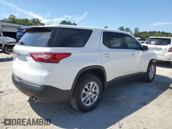 2021 Chevrolet Traverse LS с VIN 1GNEVFKW1MJ151495, выставлен на аукционе Copart как лот 71246055 с пробегом 33 205 миль миль и Списание • Salvage title. История ставок и продаж доступна на DreamBid. Изображение 3.