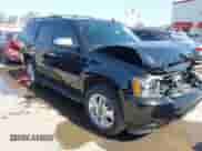 2009 Chevrolet Tahoe LTZ с VIN 1GNFC33J69R285570, выставлен на аукционе IAAI как лот 41701424 с пробегом 165 811 миль миль и . История ставок и продаж доступна на DreamBid. Изображение 1.