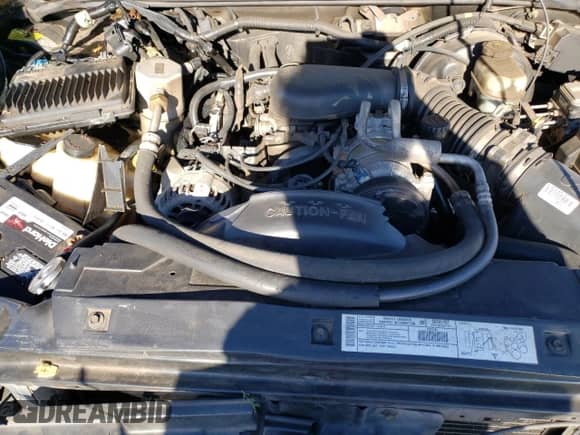 2000 Chevrolet Blazer LS с VIN 1GNCS18W4YK247518, выставлен на аукционе Copart как лот 79686403 с пробегом 235 660 миль миль и На запчасти • Non repairable. История ставок и продаж доступна на DreamBid. Изображение 12.