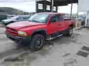 1998 Dodge Dakota SLT z VIN 1B7GG22Y1WS519712, wystawiony jako IAAI lot #41913541 z przebiegiem 232 892 mil mil oraz . Historia ofert i sprzedaży dostępna na DreamBid. Obrazek 2.