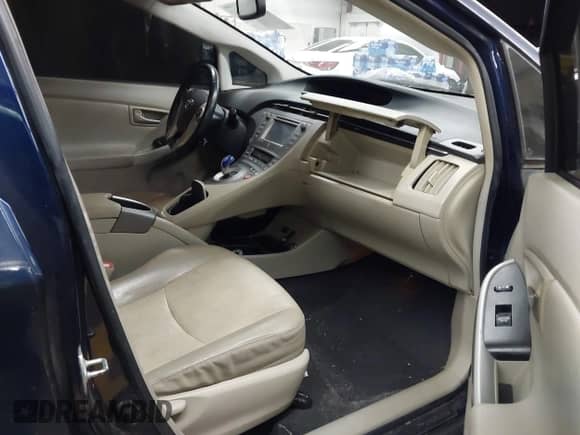 2012 Toyota Prius Four z VIN JTDKN3DU1C1520425, wystawiony jako IAAI lot #43475160 z przebiegiem 182 825 mil mil oraz . Historia ofert i sprzedaży dostępna na DreamBid. Obrazek 5.