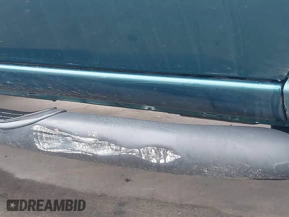 1997 Nissan Pathfinder XE with VIN JN8AR05SXVW126105, listed as a IAAI auction lot 41655140 with 132,229 mi miles and . Bid and sale history available at DreamBid. Image 12.